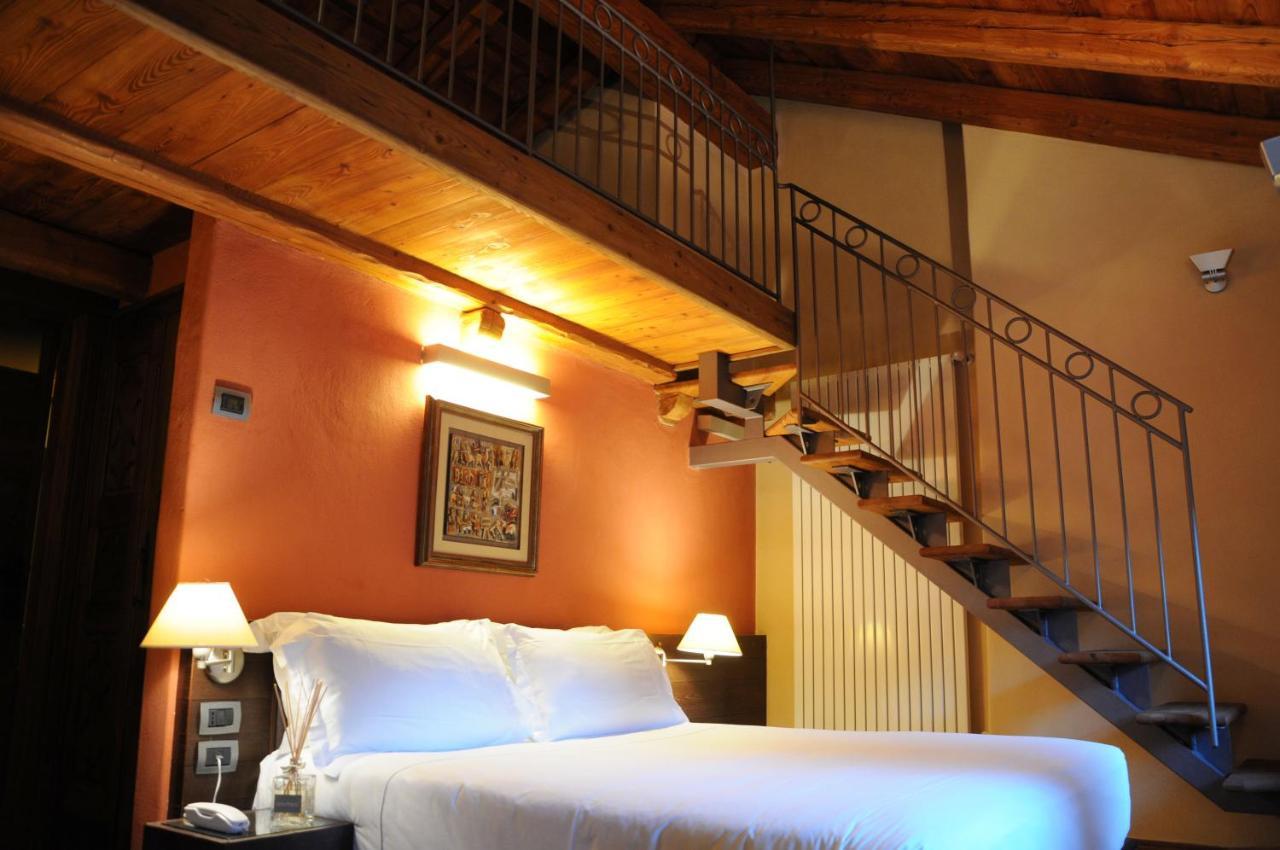 Hotel Ad Gallias Bard Esterno foto