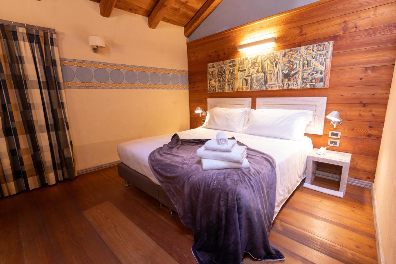 Hotel Ad Gallias Bard Esterno foto