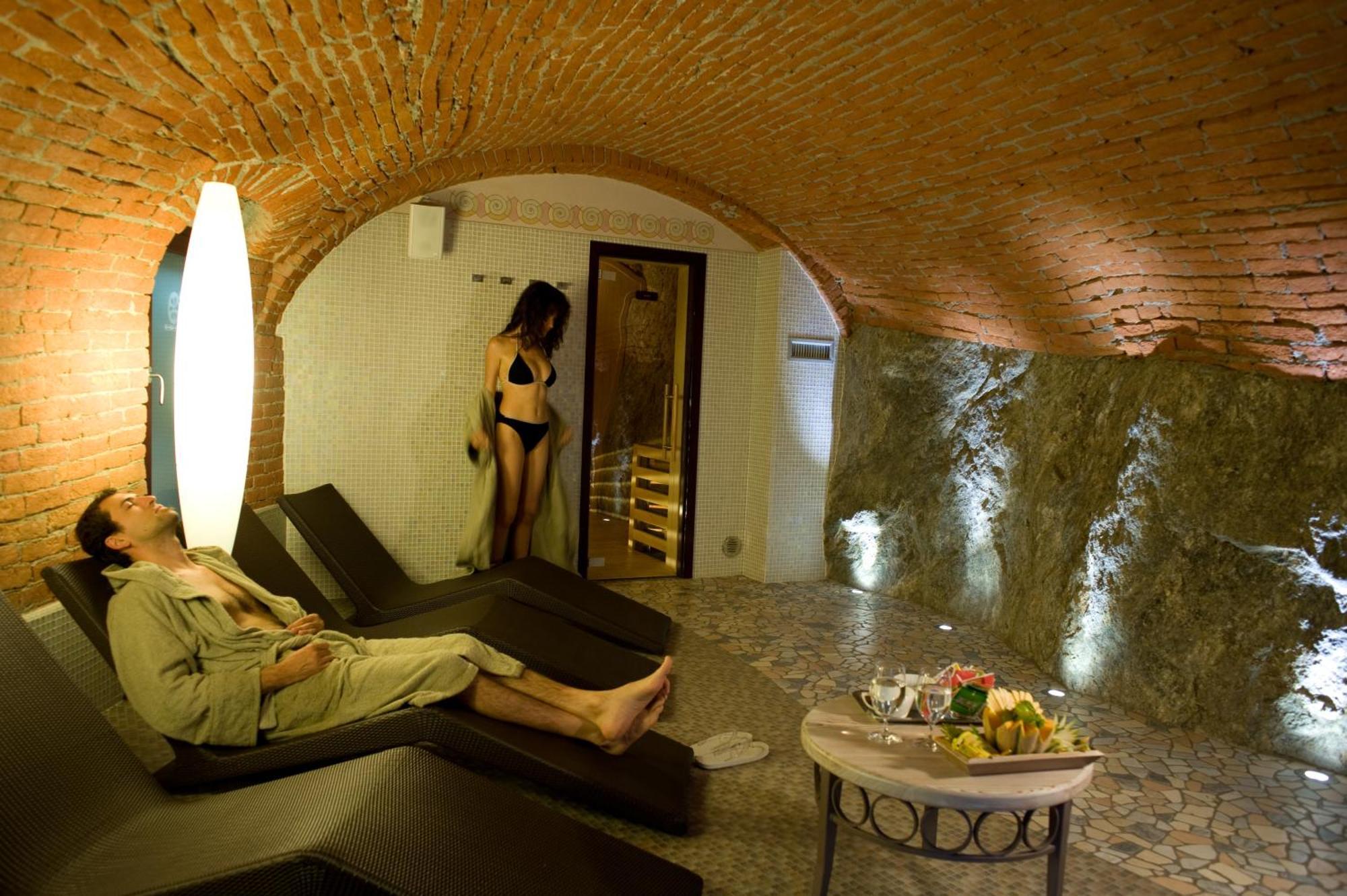 Hotel Ad Gallias Bard Esterno foto