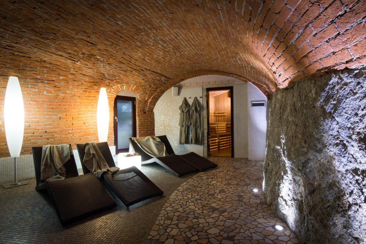 Hotel Ad Gallias Bard Esterno foto